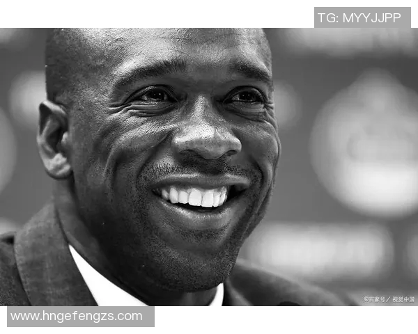 港台足球明星的风采与成就盘点他们如何在绿茵场上闪耀光芒